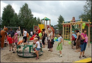 Plac zabaw w Stanisławowie Pierwszym